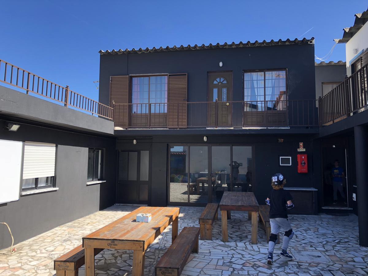 Another Surf Camp Baleal Bagian luar foto